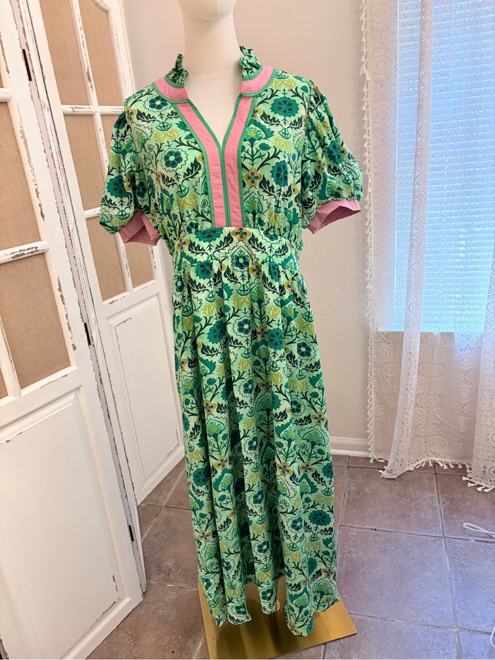 Jodifl NWT Green Floral Folk Print Puff Sleeve Maxi Dress Large - Picture 3 of 10